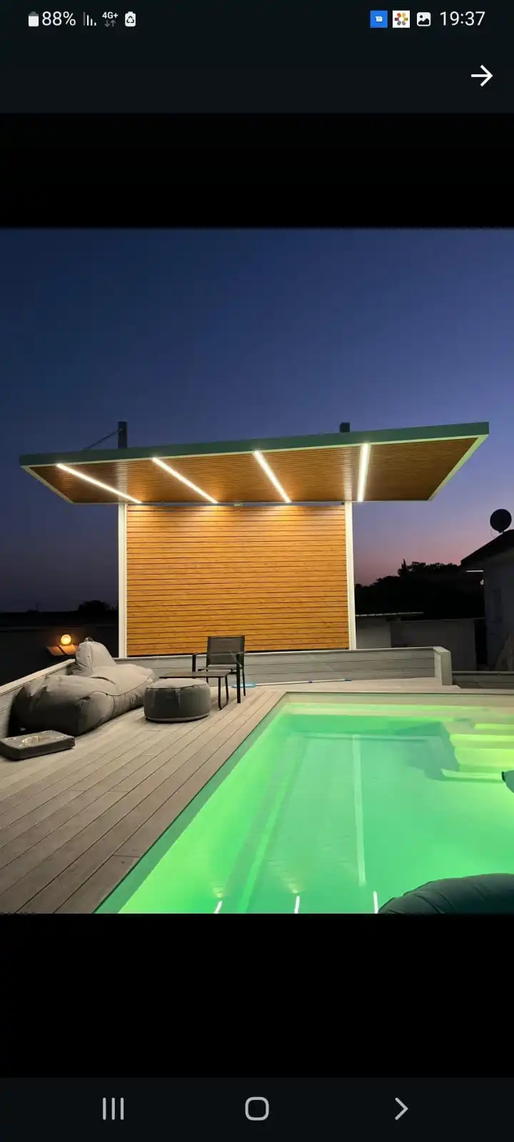 פרגולת אלומיניום מעוצבת למרפסת